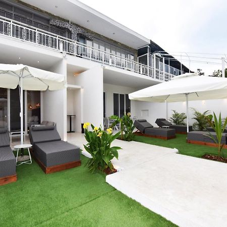 4 Elements Seaside Luxury Suites By Rentalspro Services Nea Moudania Halkidiki Exterior photo