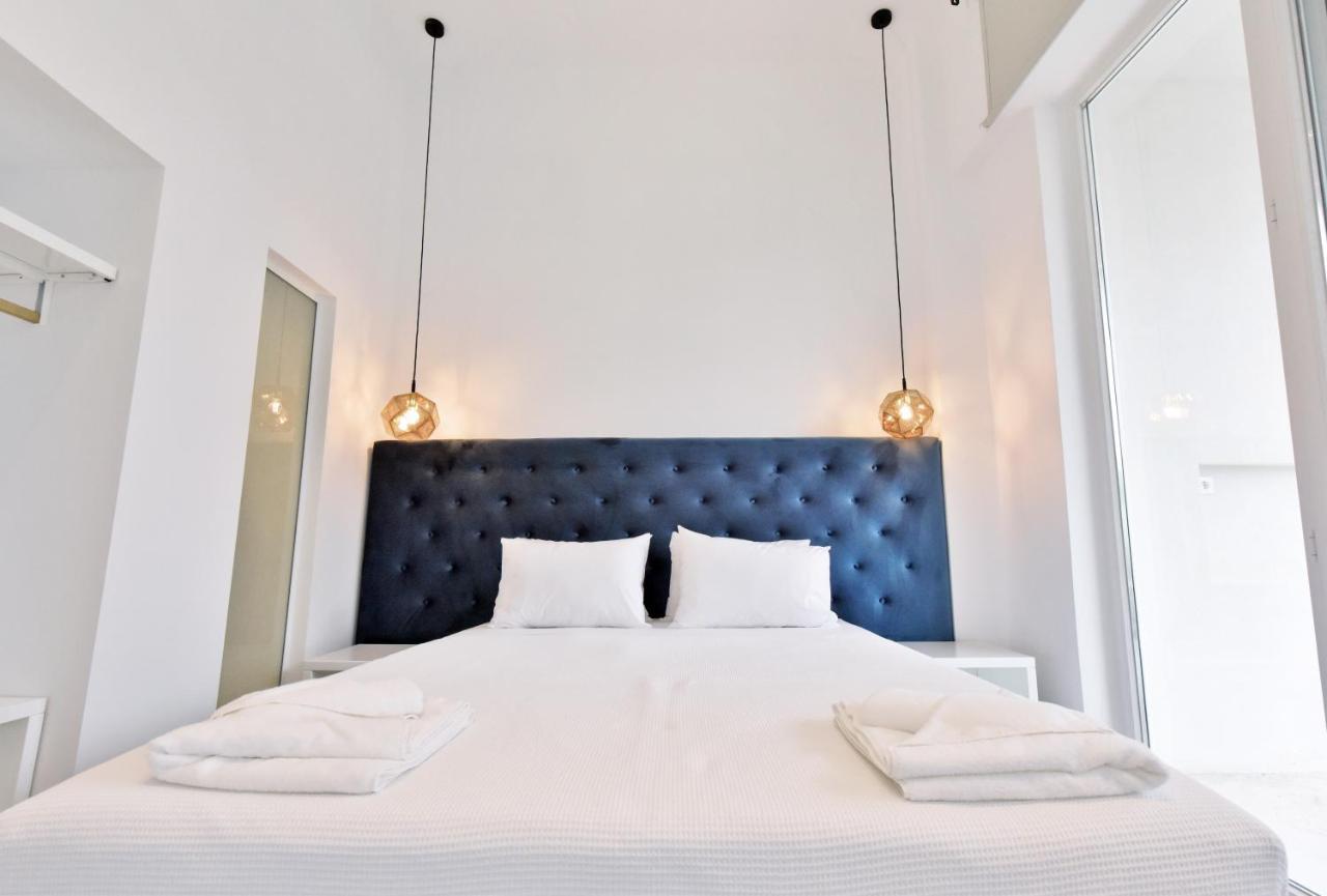 4 Elements Seaside Luxury Suites By Rentalspro Services Nea Moudania Halkidiki Exterior photo