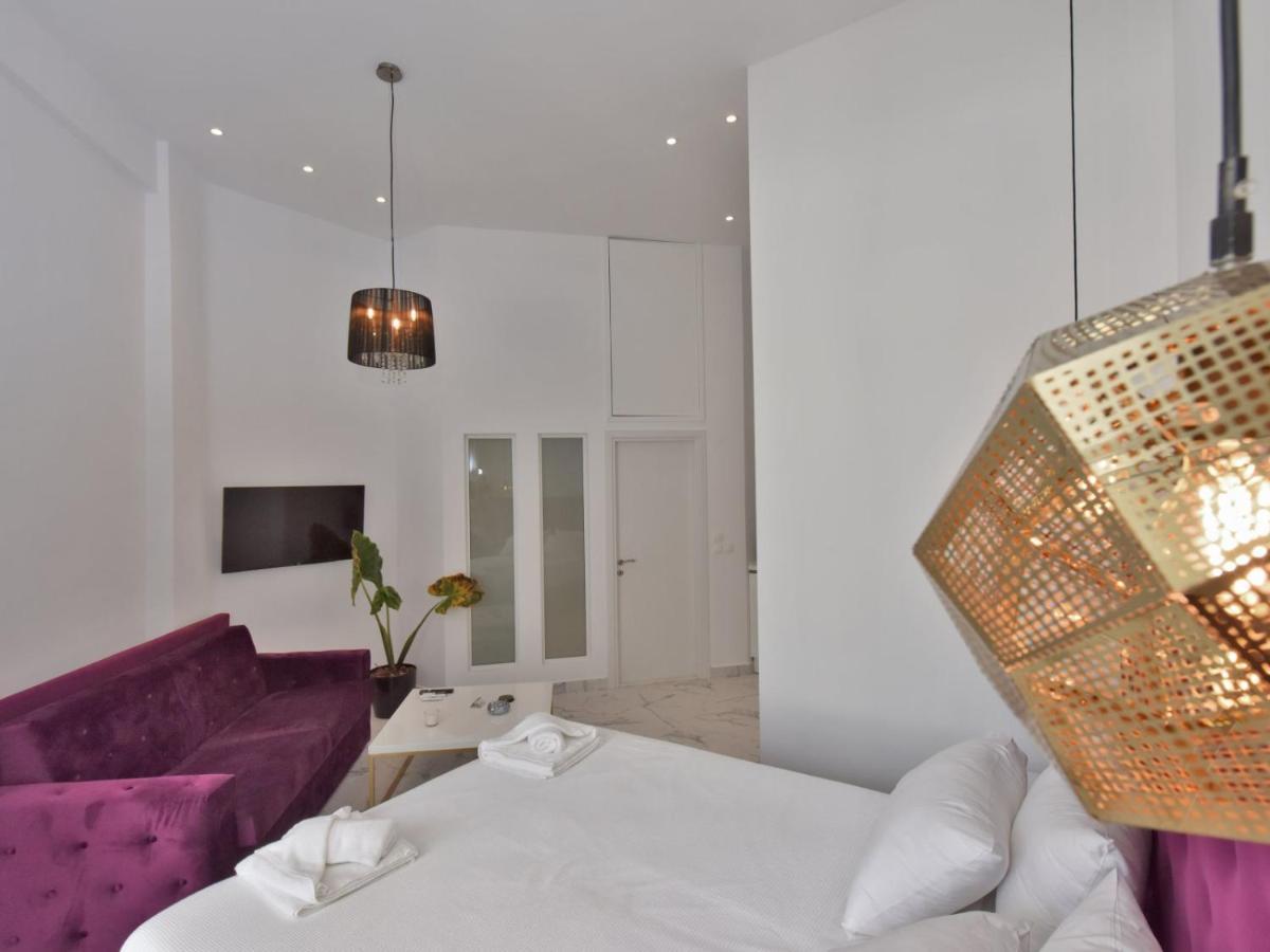 4 Elements Seaside Luxury Suites By Rentalspro Services Nea Moudania Halkidiki Exterior photo