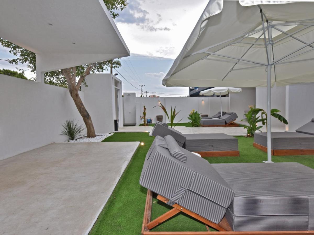 4 Elements Seaside Luxury Suites By Rentalspro Services Nea Moudania Halkidiki Exterior photo