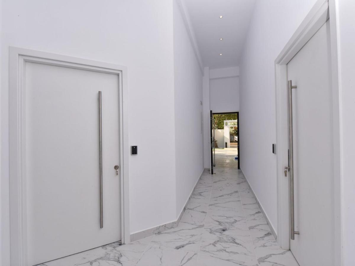 4 Elements Seaside Luxury Suites By Rentalspro Services Nea Moudania Halkidiki Exterior photo
