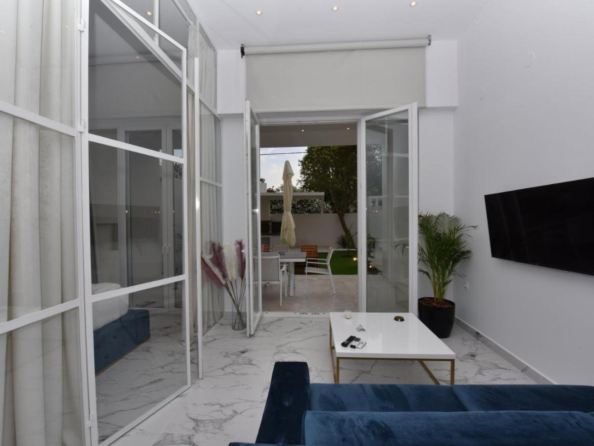 4 Elements Seaside Luxury Suites By Rentalspro Services Nea Moudania Halkidiki Exterior photo