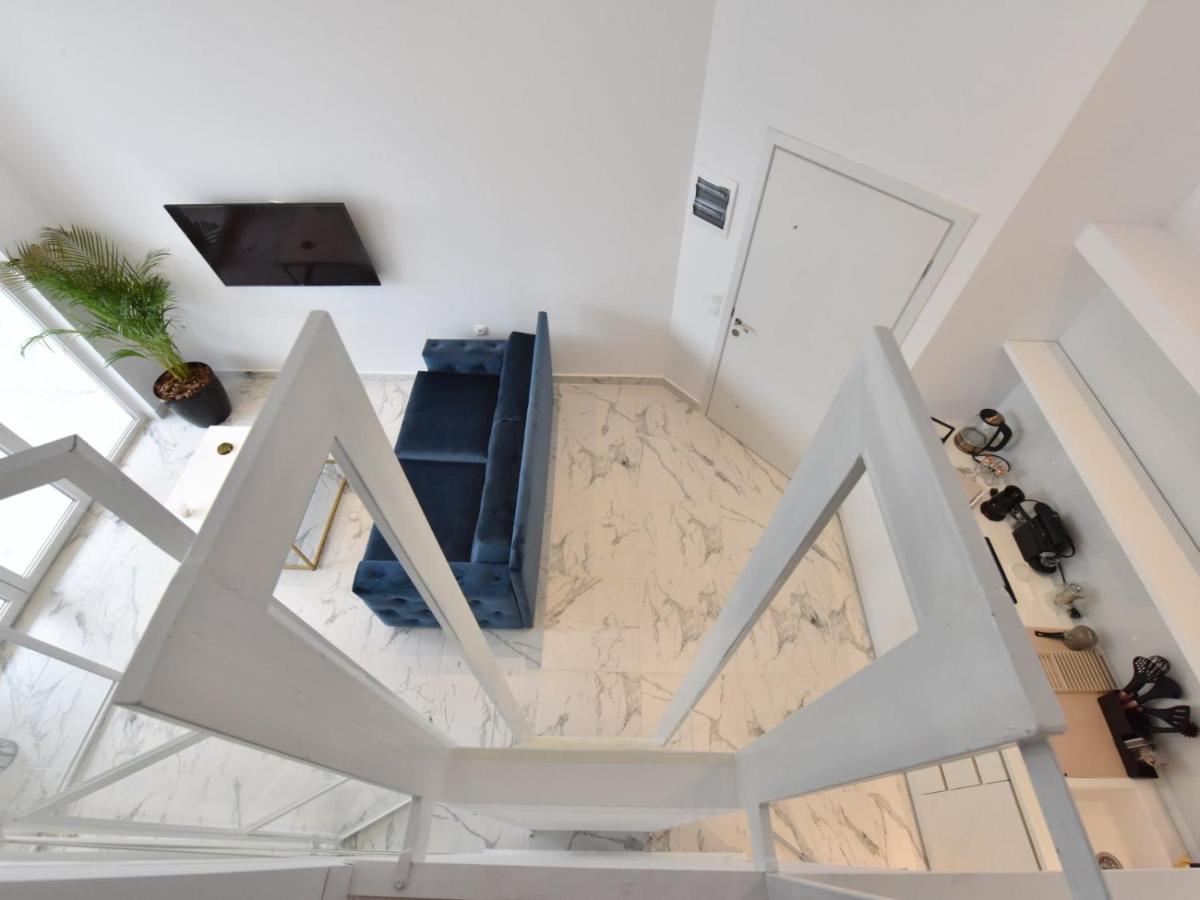 4 Elements Seaside Luxury Suites By Rentalspro Services Nea Moudania Halkidiki Exterior photo